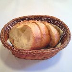 ラミティエ - 本日のランチ 1200円 のパン