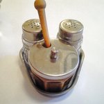 ラミティエ - 本日のランチ 1200円 の塩、胡椒、辛子