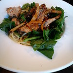 とまと座 - イベリコ豚とほうれん草の焦がしバター醤油仕立て。　(2009.6月）
