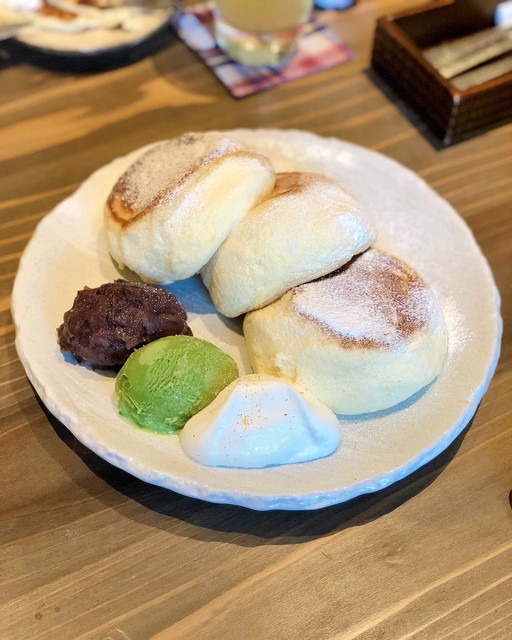 『金沢で、パンケーキ食〜べたい♪』by 秋山 具義 : cafe たもん （【旧店名】cafe 多聞） - 北鉄金沢/カフェ [食べログ]