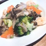 Suigyouza To Koshou Shuumai No Nito - 季節野菜と海老の塩炒め