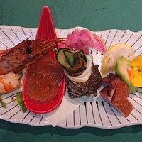 盤古殿 秋葉原UDX店 - 五種前菜の富貴盛り合わせ