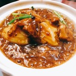 香港華記茶餐廳 - 上の数欠片が肉、あとは腸粉