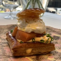 レストラン アルティザン（restaurant Artisan） - 45度で1時間焼いたサーモン「ニューヨークの朝食」1,800円