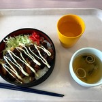 スカイラウンジ暁 - 私：暁ランチ　みそマヨカツ丼（チキン）420円