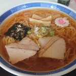 武田そば屋 - 中華そば大盛何と500円