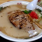 ラーメンあやど - 【2019.4.7(日)】とんこつ厚切りチャーシューメン(並盛・150g)830円のとうんこつ厚切りチャーシューメン