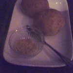 ブルガズ アダ - 自家製パンとChef'sブレンドのハーブバター