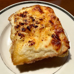 パン マニフィック - 焼きキャベツとハムのクロックムッシュ ¥250