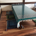 ペルシャ料理 & ハーブティー ナスタラン - 内観。座敷席あり