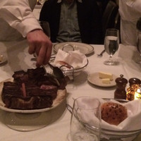 ベンジャミンステーキハウス 六本木 - カリフォルニアワインと熟成肉