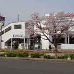 ラーメン そら - 駅前も穏やかです