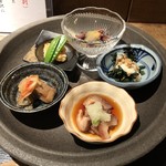 Kanji - 小鉢の盛り合わせ