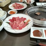 黒毛和牛焼肉 凱旋門 - 