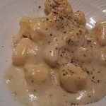 メイン②ゴルゴンゾーラのニョッキ 全ての料理に道産食材がふんだんに使われています