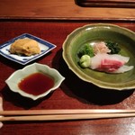 神楽坂 石かわ - 大分豊後水道の真鯛、函館のキタムラサキウニ