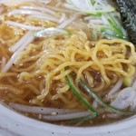満足ヌードル ラーメンハウス - 麺