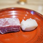 やまぐち - 苺の葛焼き　練乳風味の白餡添え