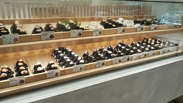 山田村 イオンモール倉敷店 球場前 おにぎり 食べログ