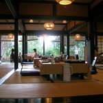 伊古奈 - 食事処全景