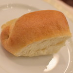 インペリアルバイキング サール - 土日祝日ディナー（８，７００円＋サービス料１０％）の『パン　テシノア』２０１９年３月