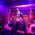 傷ついたダンサーが集まるバー キズキ - 