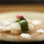 あま木 - 甘鯛の桜蒸し 道明寺蒸し☆