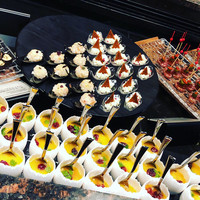 ブッフェアンドカフェ スロープサイドダイナー ザクロ - 