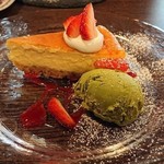 CAFE＆BAR LIBRA - 別注文のチーズケーキ