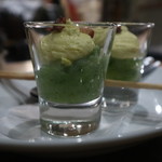 PACE - アミューズ　横から