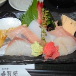 江戸前寿司処　空海 - ちらし寿司の具