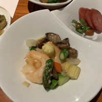 南園 - 海老と五目野菜の炒め