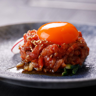 【自信を持ってオススメする逸品】黒毛和牛のユッケ