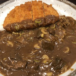 CoCo壱番屋 - 牛すじ煮込みカレー♪ 782円
(ロースカツトッピング+290円)