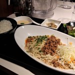 覇王 - 汁なし担担麺定食