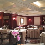 アピシウス - 豪華な佇まい