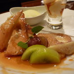 グリエ ジョー - デザート盛り合わせ（850円）