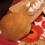 Atelier de Fromage Karuizawa Baiten - スーパーツルヤのパンとともに
