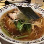 カジュアルレストランイセタンダイニング - ラーメン（918円）