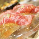 本気焼肉 肉とめし 肉寿司 - 