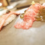 本気焼肉 肉とめし 肉寿司 - 肉寿司