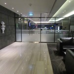 EXECUTIVE LOUNGE  - ラウンジ入口