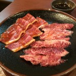 紅梅園 - H.31.2.16.夜 (上)ハラミ 1,600円税別・ツラミ 750円税別