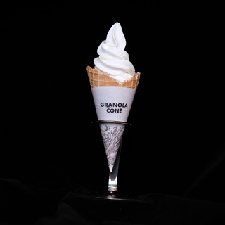 牛乳屋さんのソフトクリーム_1