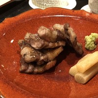 津の守坂 小柴 - 主人は「イノシシ肉」を。