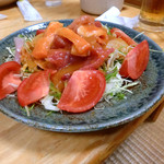美ちゅら - 800円の海鮮サラダ