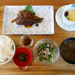 海食べのすすめ - サバのぬか味噌炊き定食1,100円。※イワシも選べます。