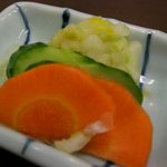 博多名代 吉塚うなぎ屋 - うな重につく漬け物