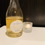 ALLIE - シャンパンはアヤラ。