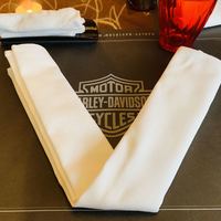 グリロジー バー＆グリル - 